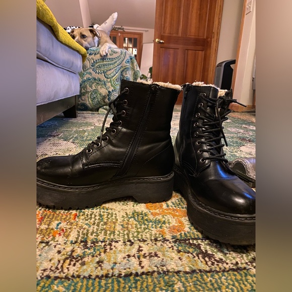 Fuzzy platform combat boots - Picture 5 of 5